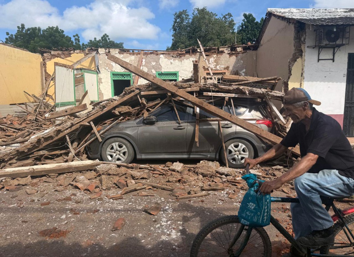 7,7 büyüklüğündeki depremin ardından Panama yaralarını sarıyor. Halk hâlâ korku içinde