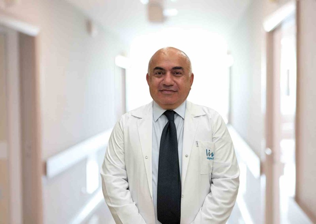 Prof. Dr. Ceyhun Bozkurt, aşı takvimini takip edip sosyal medyaya güvenmemeyi önerdi