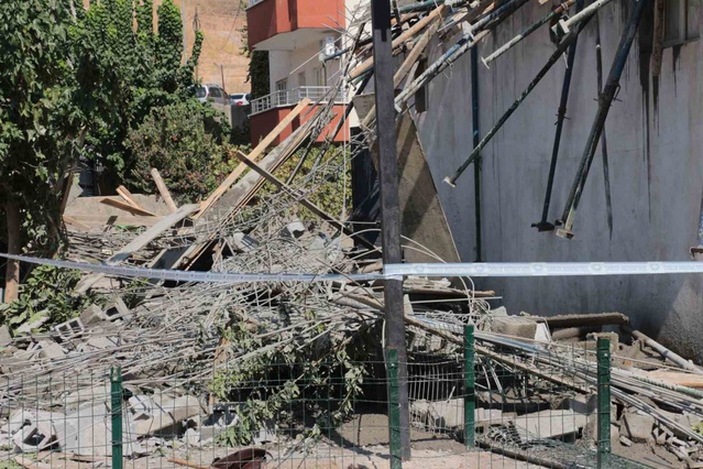 Şırnak Cizre'de beton dökümü sırasında taşıyıcı yapı çöktü, 5 işçi yaralandı