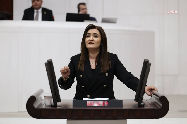 CHP'li Kılıç, Mersin'deki belediye başkanlarının gözaltına alınmasına tepki gösterdi