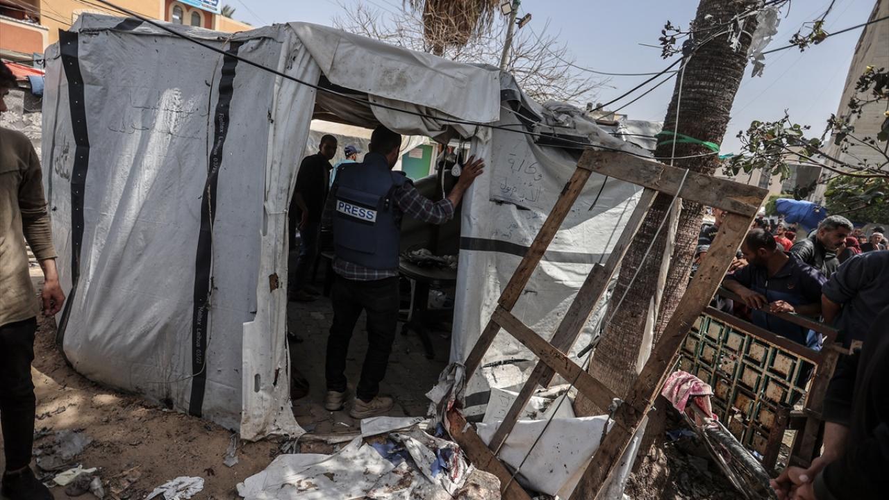 Katil İsrail ordusu, biri çocuk 3 kişiyi daha öldürdü