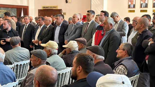 Afyonkarahisar'da 296 çiftçiye hibe destekli 54 bin kilo buğday tohumu verildi