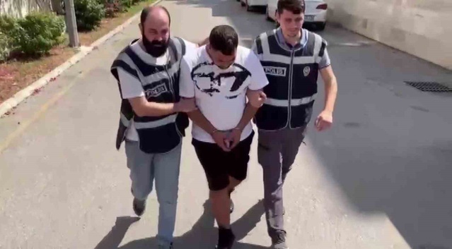 Adana'da şafak baskınında cezaları 12-25 yıl olan 4 firari hükümlü yakalandı