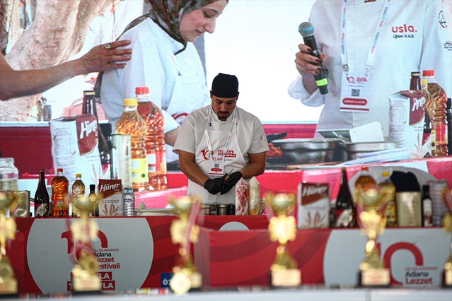 Adana Lezzet Festivali'nde Vahide Nur Şahin ve Toprak Öz birinci oldular
