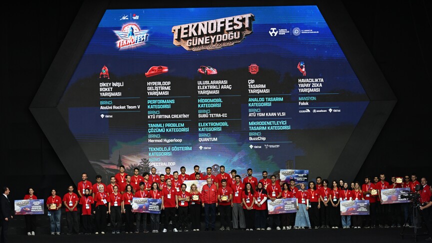 TEKNOFEST Güneydoğu kapsamında düzenlenen yarışmalarda birincilere ödülleri verildi
