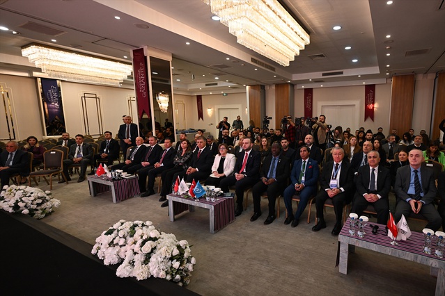 Gaziantep'te iklim diyaloğunda kentsel dayanıklılık ve finansman ele alındı
