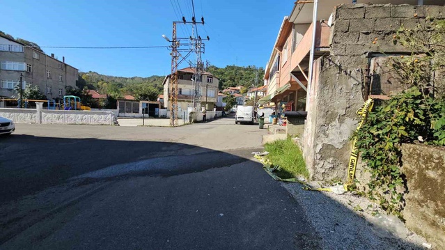 Zonguldak Kilimli'de Ercan D., eşini ve Emre Ç.'yi vurdu, iki yaralının durumu ağır