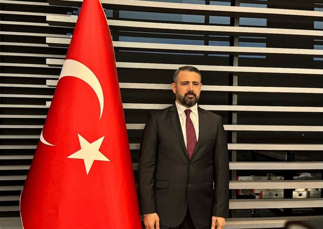 Mezitli Belediyesi başkanvekilliğine CHP'li Turgut Selağzı 4. turda 16 oyla seçildi