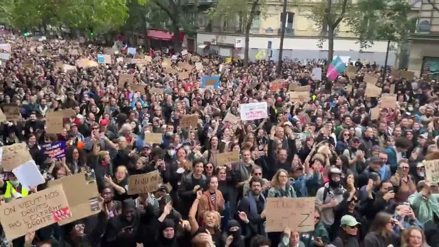 Fransa'da kısmi sokağa çıkma yasakları başladı, yaklaşık 2 bin 400 kişi gözaltında