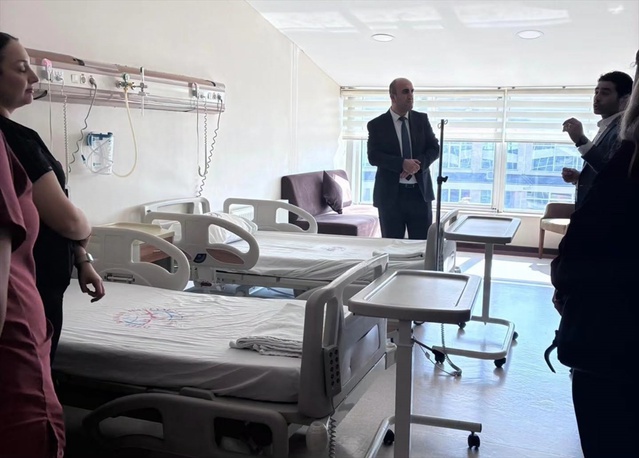 Kırklareli Belediye Başkanı Bulut, Pehlivanköy Akademi-Fenerbahçe Medicana maçını izledi