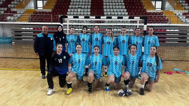 Sivas Gücü Belediyespor, 2. Lig ekibi Turhal Mehmet Akif Spor'la hazırlık maçı oynadı