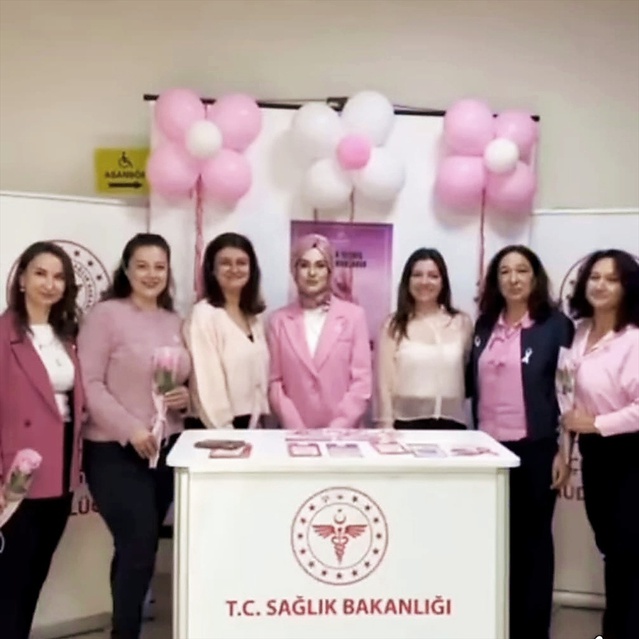 Gelibolu'da meme kanseri farkındalık etkinliğinde erken teşhisin önemi anlatıldı