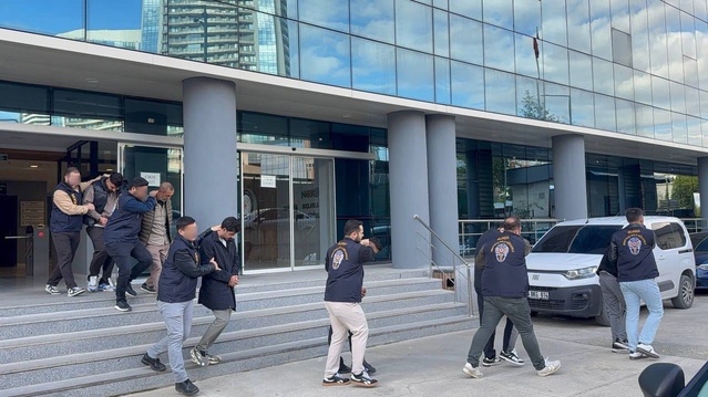 Bursa merkezli siber operasyonda 4 şüpheli tutuklandı, 1 firari aranıyor