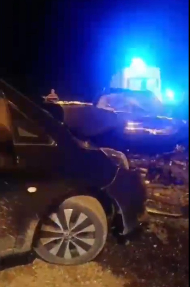 Ardahan Posof'ta iki otomobil çarpıştı, 4 kişi yaralandı, 2'si ağır yaralandı