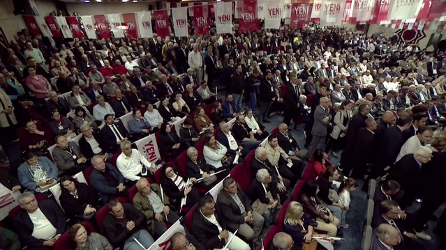 Tutuklu YENİ Parti Manisa İl Başkanı Özalper, kongrede yeniden aday oldu