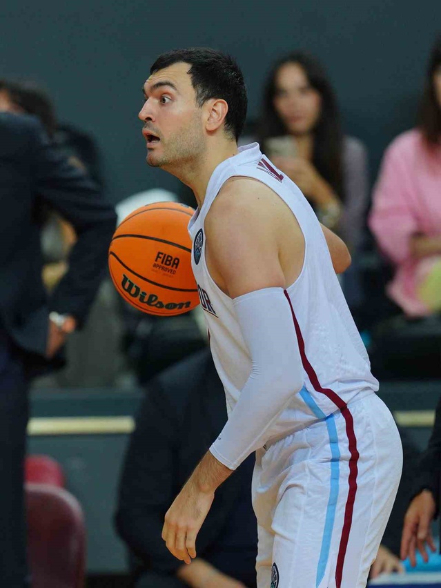 Şampiyonlar Ligi'ne galibiyetle başlayan Trabzonspor, Nanterre 92'yi 93-83 yendi