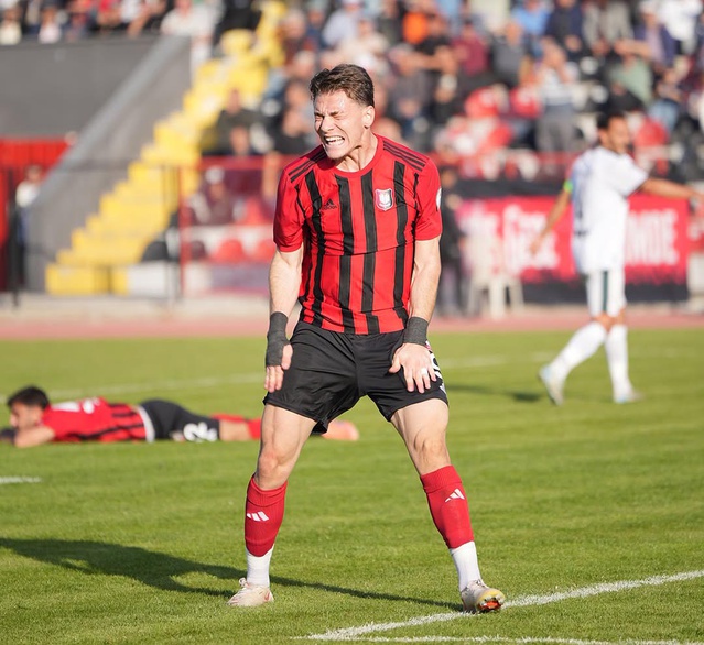 Uşakspor Gaziemir Spor'la 1-1 berabere kaldı, Necip Emre Yılmaz görevine devam ediyor