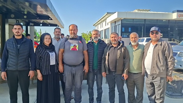Arif Güran, kızının davasında adil yargılama talebiyle Osmaniye'de karşılandı