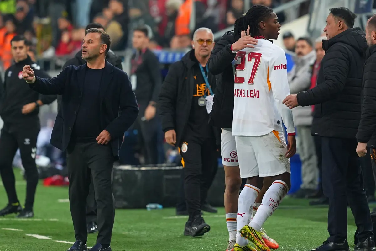 Okan Buruk: "İyi oynamadan kazandık. Zemin bahane değil ama TFF sahaları denetlemeli."