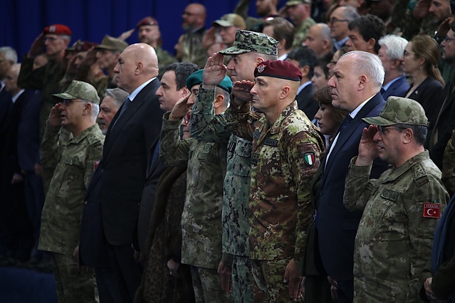 KFOR komutanlığı Priştine'de İtalyan Tümgeneral Vergori'ye geçti