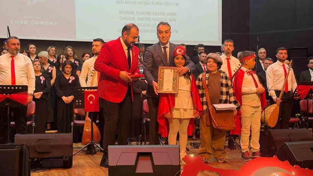 Karabük'te Cumhuriyet'in 103. yıl dönümü konserini ÜSTAD düzenledi