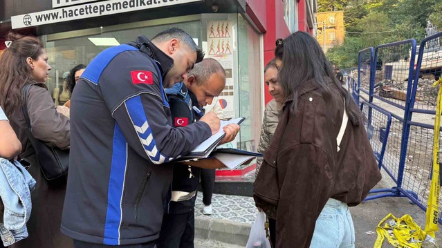 Zonguldak'ta çöken binanın yakınındaki Kadırga Apartmanı tedbirle tahliye edildi