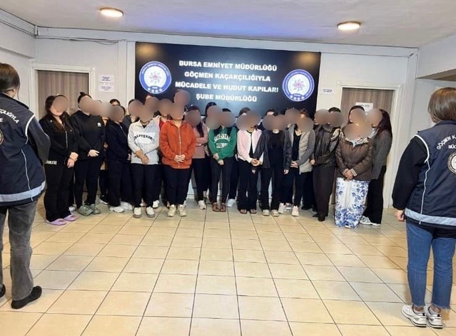 Bursa'da masör operasyonunda 40 yabancı kadın bulundu, 26'sı sınır dışı edilecek