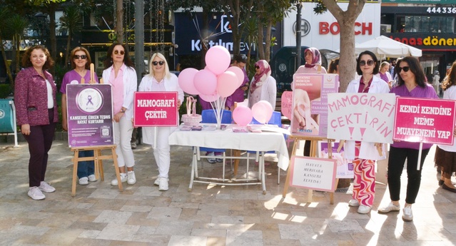Manisa'da pembe kurdeleli yürüyüşte meme kanserinde erken teşhis vurgulandı