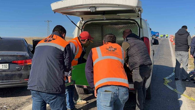 Afyonkarahisar Emirdağ'da hurdaya dönen otomobillerde 4 kişi öldü, 4 kişi yaralandı