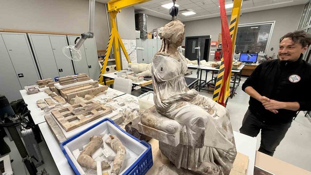İstanbul Arkeoloji Müzesi, Ordu'daki 2100 yıllık Kibele heykelini restore ediyor