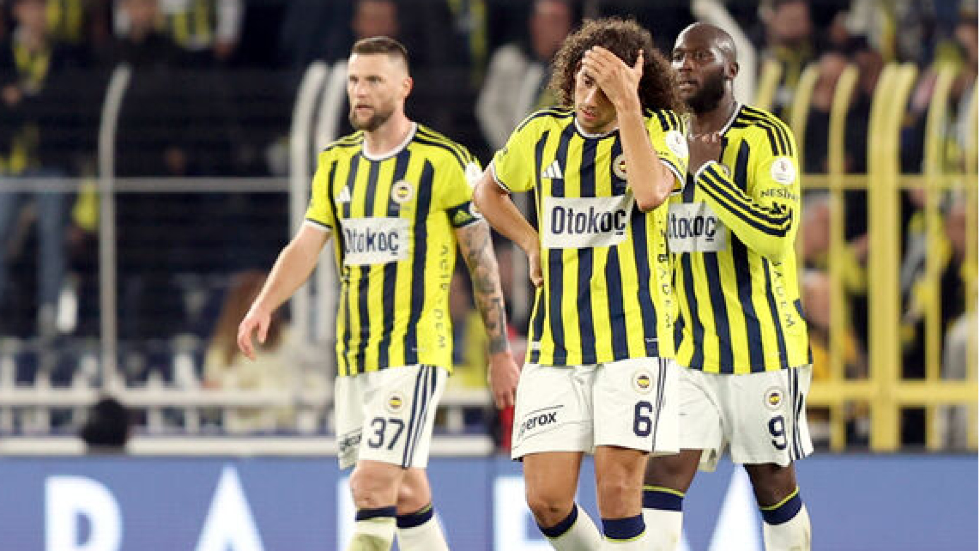 Fenerbahçe üstünlüğünü koruyamıyor!
