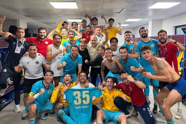 Menemen FK, -44 puanlı Adana Demirspor'u ağırlayıp üst üste 3. galibiyetini arıyor