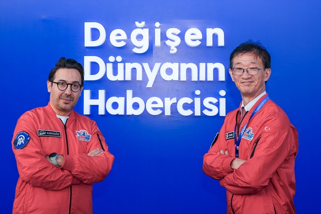 Japonya'nın Ankara Büyükelçisi Tamura TEKNOFEST Güneydoğu'da AA standını ziyaret etti