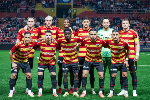Metro Holding Kayserispor, Manisa FK'yı 3-2 yendi ve 22 puanla liderliğini korudu