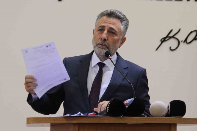 MASAK incelemesi Bayraklı soruşturmasını derinleştirdi: Eski Başkan Sandal'ın oğlunun hesabına da para aktarılmış