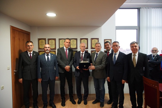 Trakya Üniversitesi Burgas Free Üniversitesi'yle AI BRIDGE işbirliğini görüştü