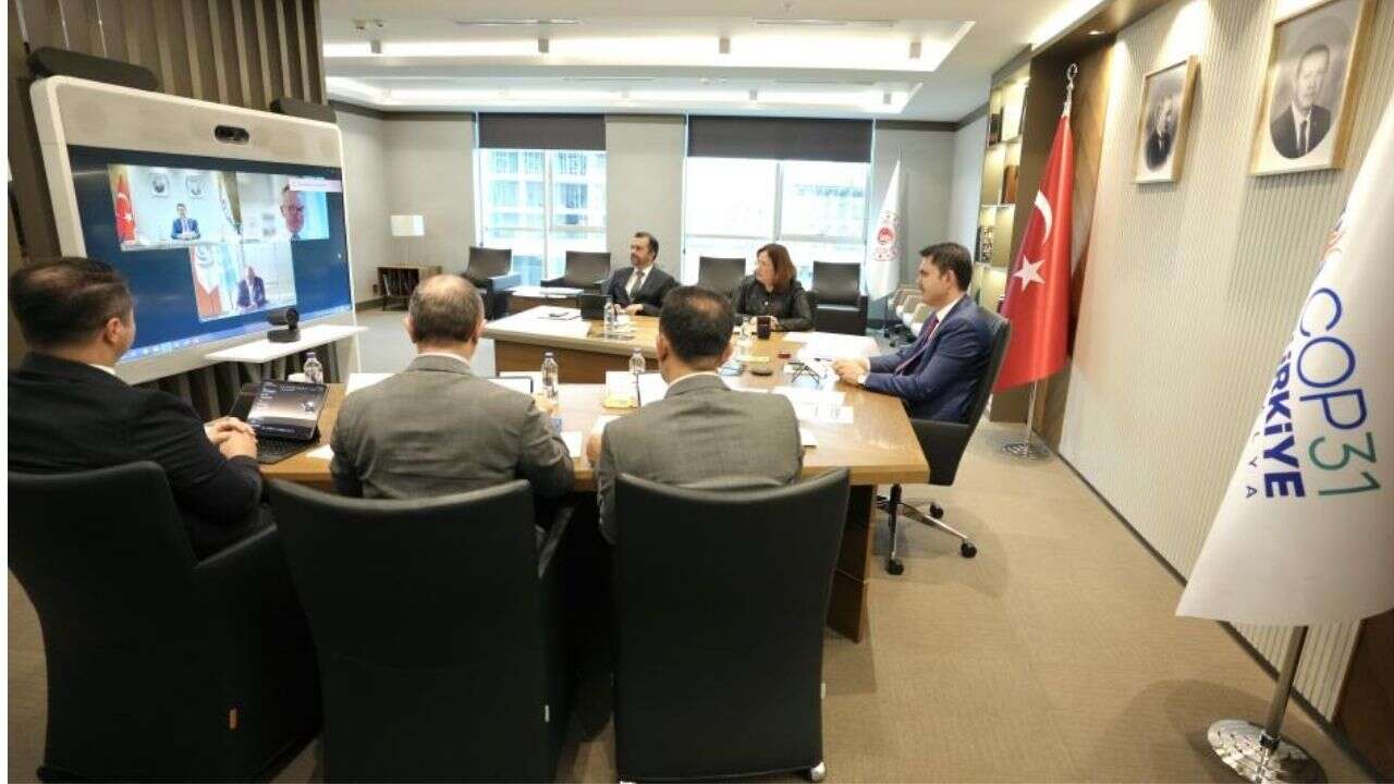 Bakan Kurum COP31 öncesi üçlü görüşme gerçekleştirdi