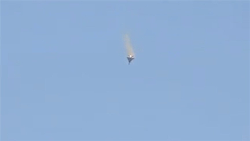 Yemen'deki Husiler, Suudi Arabistan'a ait savaş uçağını hedef aldıklarını ileri sürdü