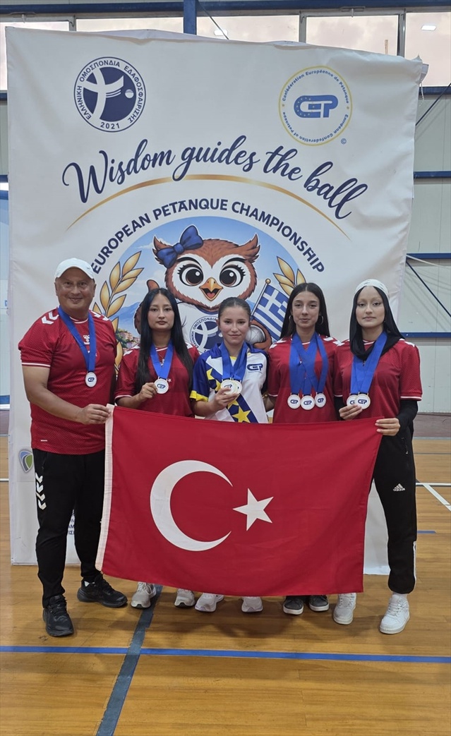 Petankta Yağmur Tosun Avrupa şampiyonu oldu, kadın milli takım üçüncü oldu