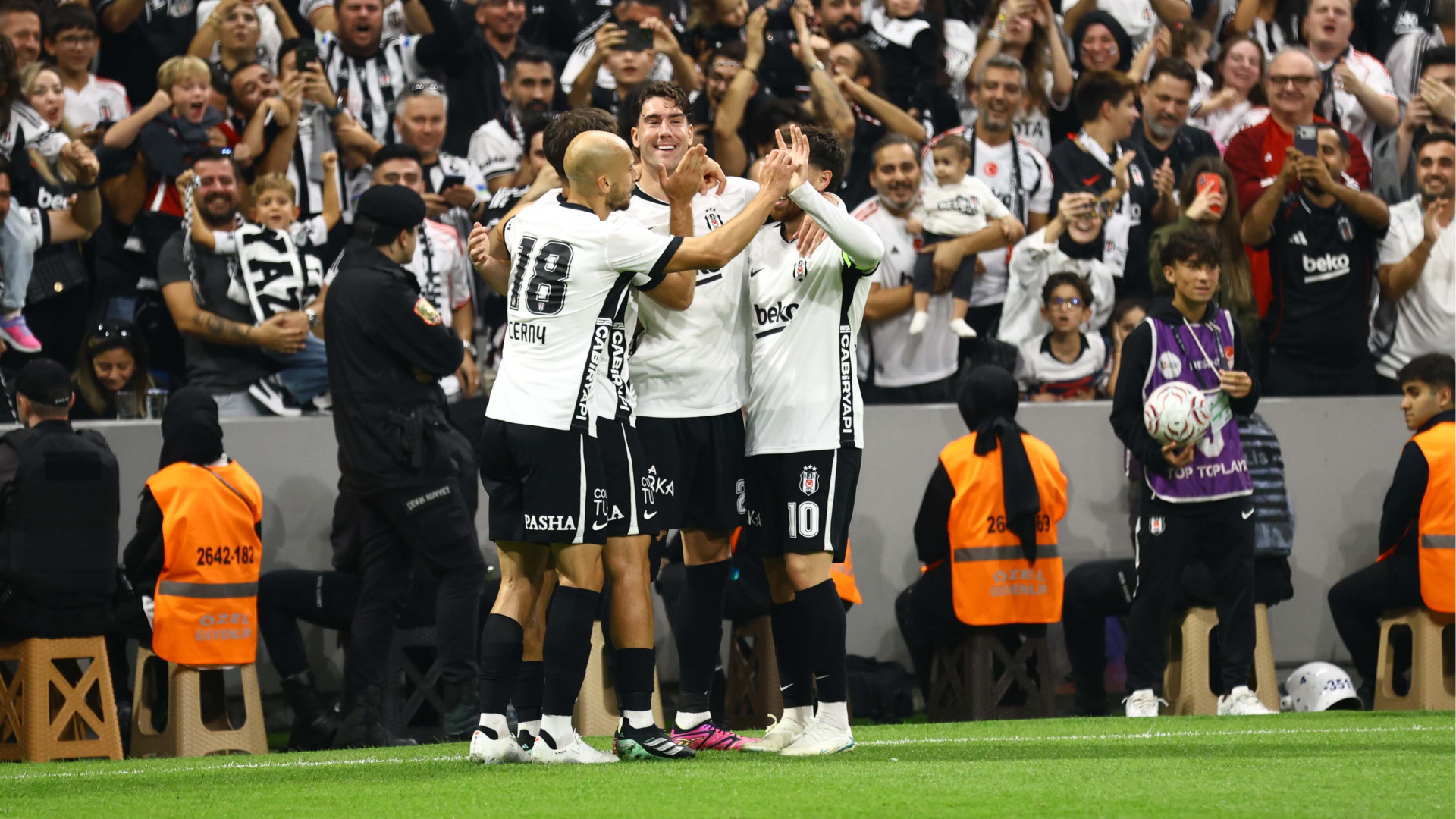 Beşiktaş Dolmabahçe'de kaybetmiyor!