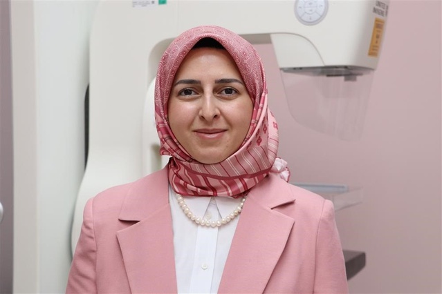 Radyoloji uzmanı Nalbant, Sivas'ta 40-69 yaş kadınlara iki yılda bir mamografi önerdi