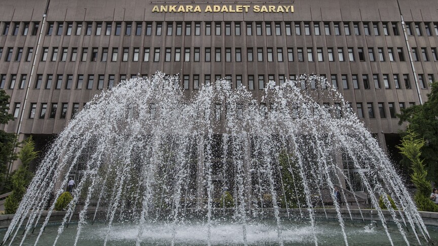 Ankara'da yasa dışı bahis soruşturması kapsamında 33 kişi tutuklandı