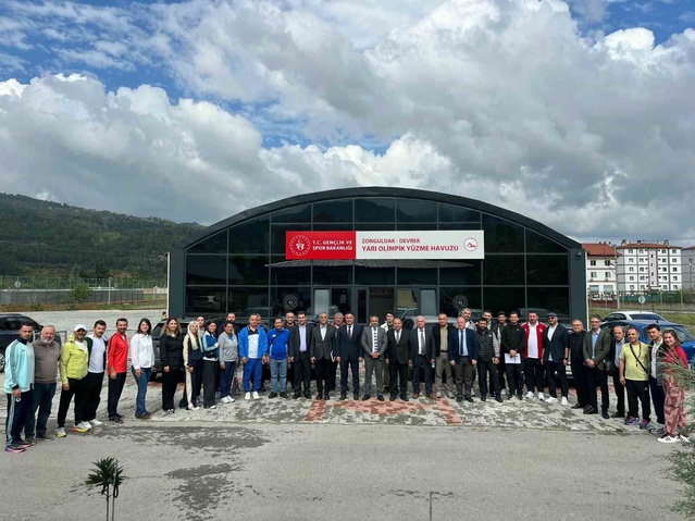 Devrek'te düzenlenen okul sporları toplantısında 2026-2027 sezonu ele alındı