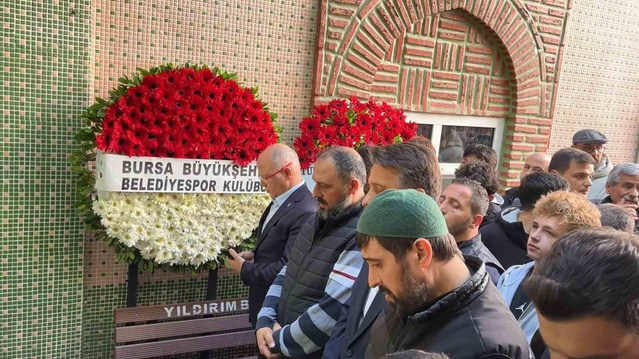 Bursa'da Yıldırım Belediyespor'un 13 yaşındaki güreşçisi pıhtı sonrası defnedildi