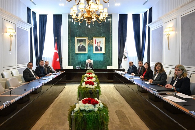 Kırklareli'nde gündem maddeleri İl Encümeni toplantısında karara bağlandı