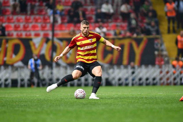 Kayserispor kaptanı Semih Güler, Antalyaspor maçında cezası nedeniyle oynamayacak.