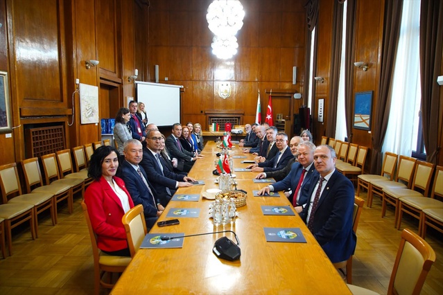 Trakya Üniversitesi heyeti, Burgaz'da çocuk sağlığı için iş birliği görüşmeleri yaptı