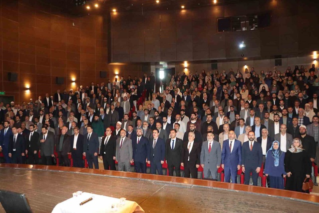 Diyanet heyeti Elazığ'da beş oturumluk saha buluşması programı gerçekleştirdi