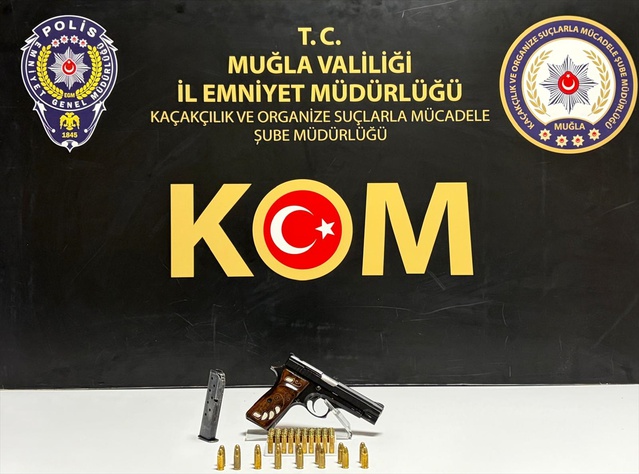 Muğla'da ruhsatsız silah operasyonunda 6 tabanca ele geçirildi, 1 şüpheli tutuklandı