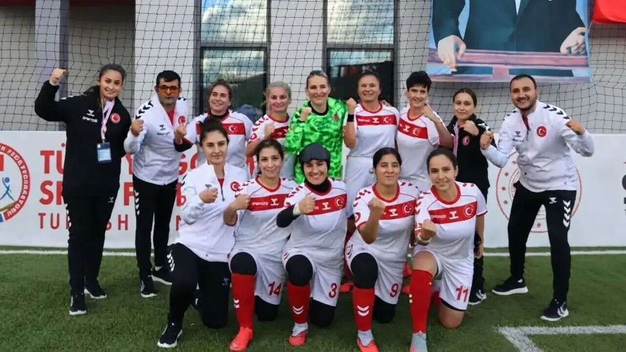 Görme Engelli Kadın Milli Futbol Takımı'ndan büyük başarı